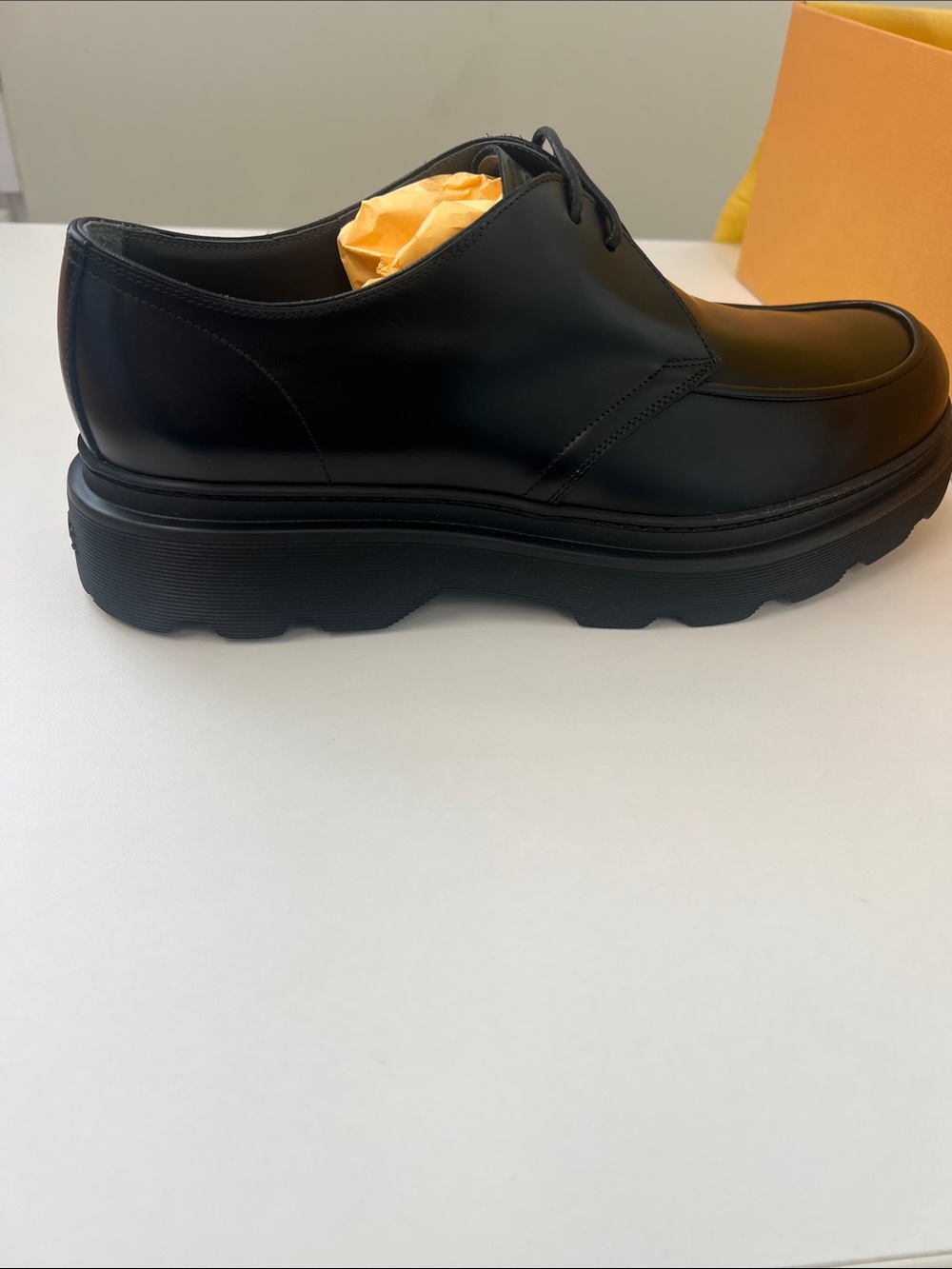 Tod's Black Leather Lug-Sole Derby Shoes